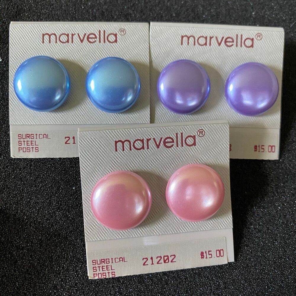 Vintage Marvella Post Buttons Earrings New on Card